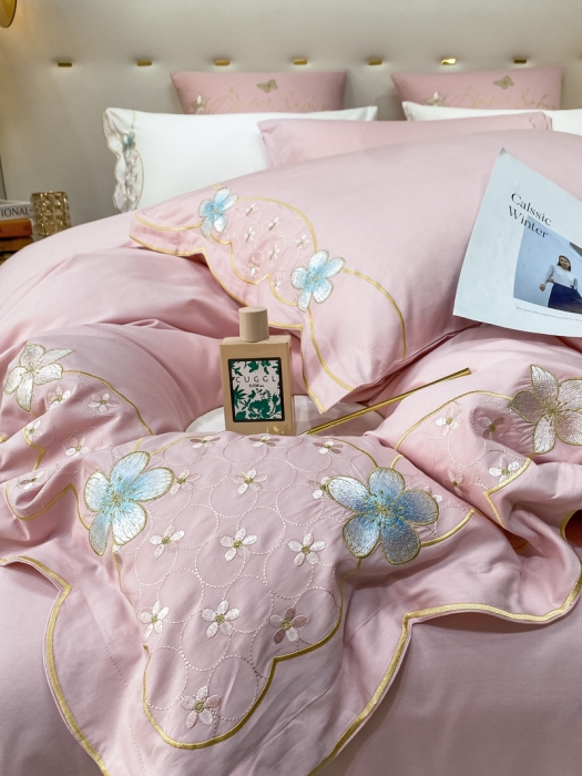 91家纺网 家纺一手货源 找家纺 安妮 2022新款全棉刺绣四件套 花颜悦色-粉