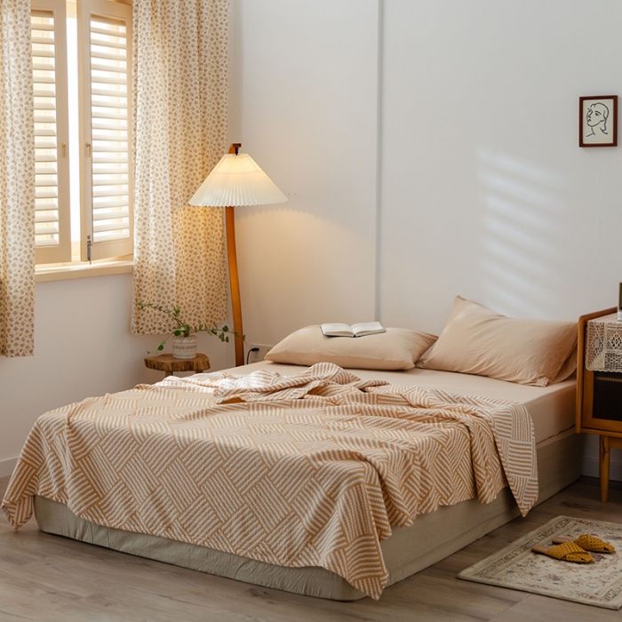 91家纺网 家纺一手货源 找家纺 雯雨 2022新款四层加厚纱布毛巾被 珠帘黄