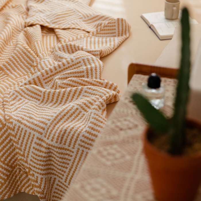 91家纺网 家纺一手货源 找家纺 雯雨 2022新款四层加厚纱布毛巾被 珠帘黄