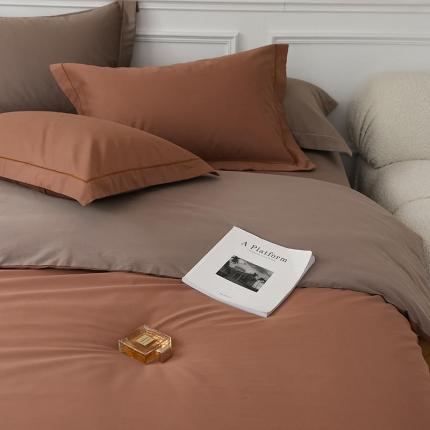 91家纺网 家纺一手货源 找家纺 22年超柔水洗50s双股新疆长绒棉双拼被套摩卡棕+大地棕