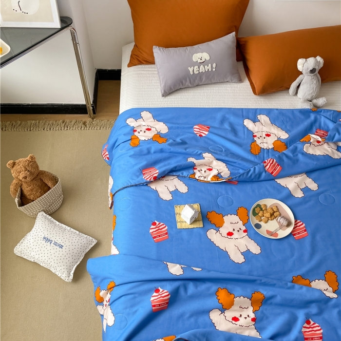 91家纺网 家纺一手货源 找家纺 棉眠 2022新款13070全棉卡通系列夏被 狗狗蛋糕