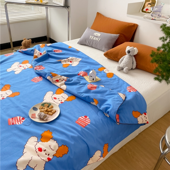 91家纺网 家纺一手货源 找家纺 棉眠 2022新款13070全棉卡通系列夏被 狗狗蛋糕