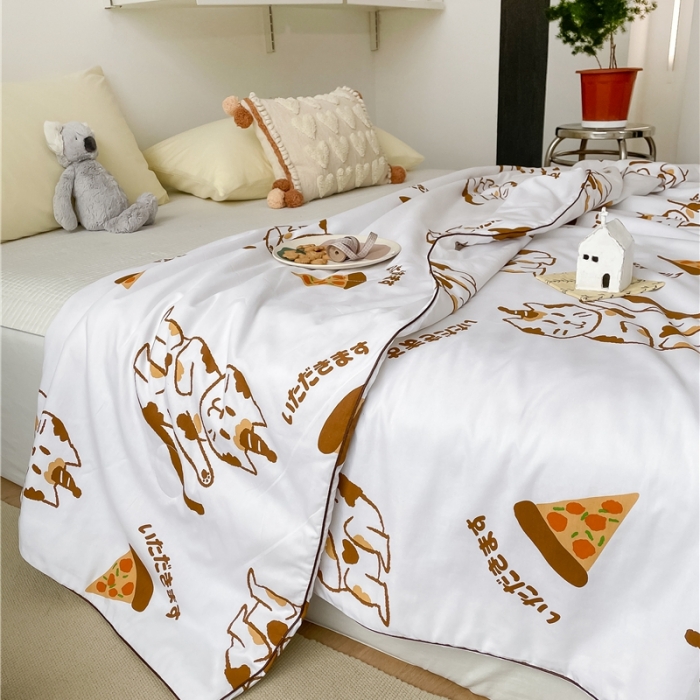 91家纺网 家纺一手货源 找家纺 棉眠 2022新款13070全棉卡通系列夏被 喵喵披萨