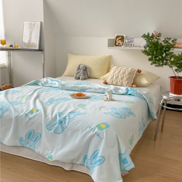 91家纺网 家纺一手货源 找家纺 棉眠 2022新款13070全棉卡通系列夏被 兔兔柠檬茶