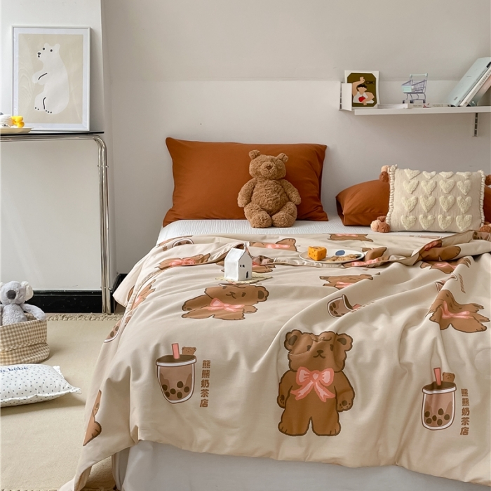 91家纺网 家纺一手货源 找家纺 棉眠 2022新款13070全棉卡通系列夏被 熊熊奶茶