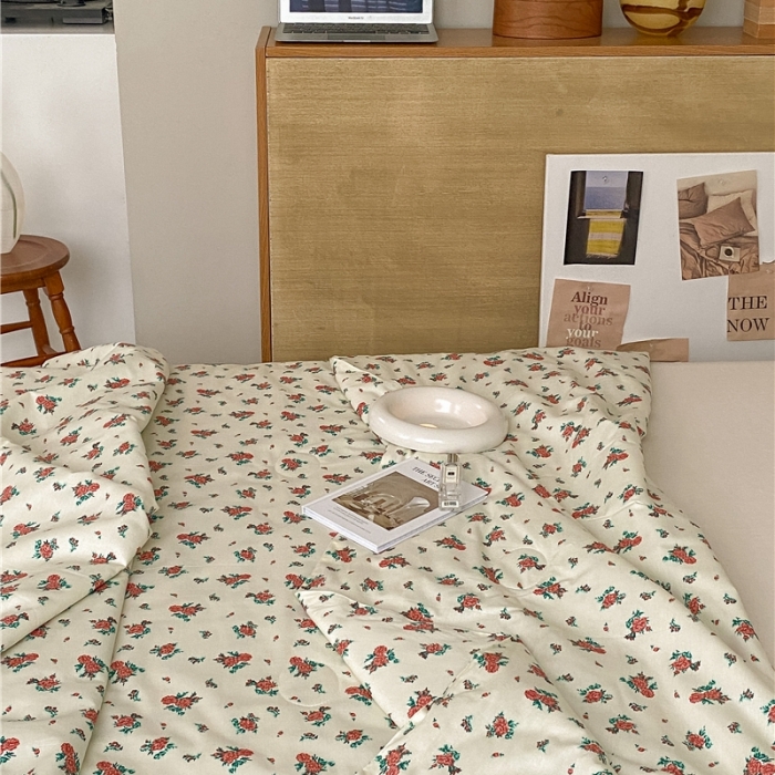 91家纺网 家纺一手货源 找家纺 棉眠 2022新款13070全棉碎花系列夏被 安妮假日