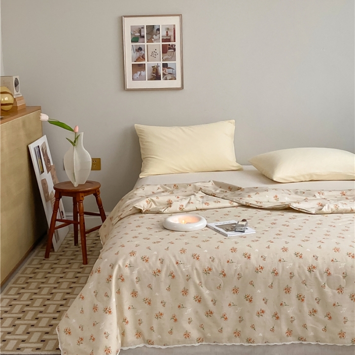 91家纺网 家纺一手货源 找家纺 棉眠 2022新款13070全棉碎花系列夏被 蜜桃雪山