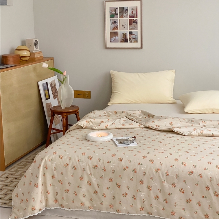 91家纺网 家纺一手货源 找家纺 棉眠 2022新款13070全棉碎花系列夏被 蜜桃雪山