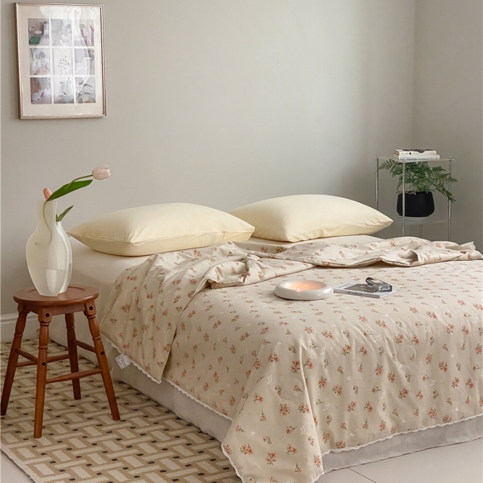 91家纺网 家纺一手货源 找家纺 棉眠 2022新款13070全棉碎花系列夏被 蜜桃雪山