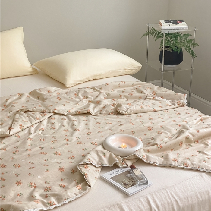 91家纺网 家纺一手货源 找家纺 棉眠 2022新款13070全棉碎花系列夏被 蜜桃雪山