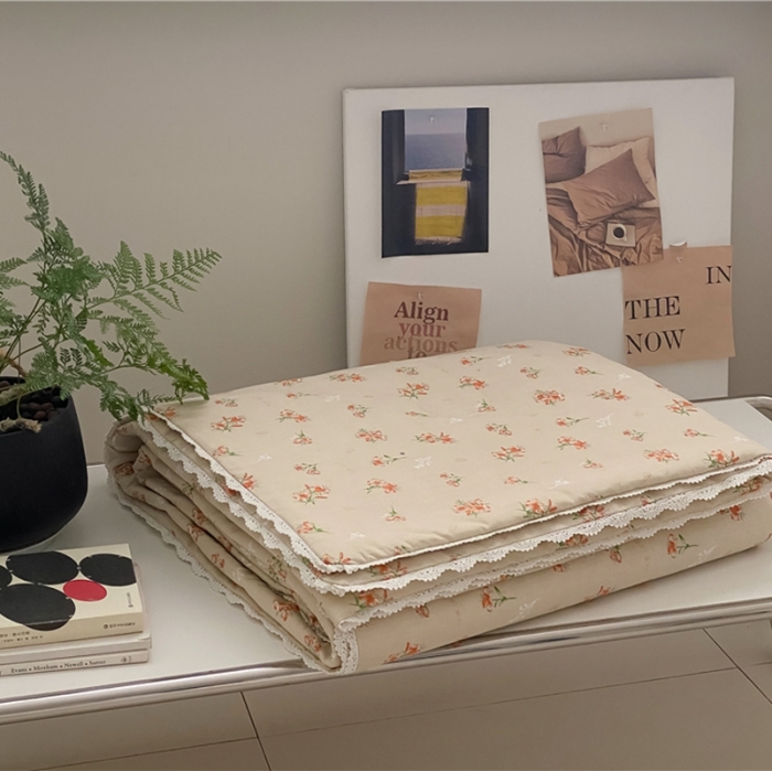 91家纺网 家纺一手货源 找家纺 棉眠 2022新款13070全棉碎花系列夏被 蜜桃雪山