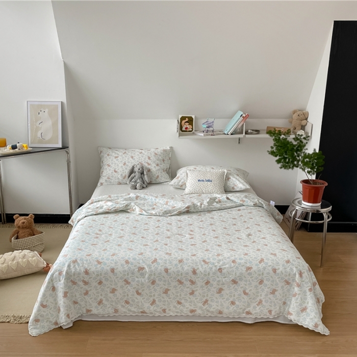 91家纺网 家纺一手货源 找家纺 棉眠 2022新款13070全棉碎花系列夏被 月小野