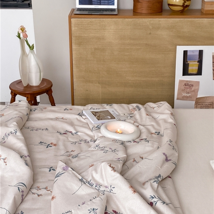 91家纺网 家纺一手货源 找家纺 棉眠 2022新款13070全棉碎花系列夏被 紫藤