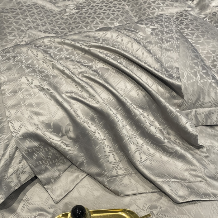 91家纺网 家纺一手货源 找家纺 遇见家居2022新款水洗磨毛亲肤棉贡缎提花四件套 柏林-深灰