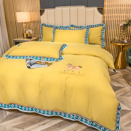 91家纺网 家纺一手货源 找家纺 2022宽边数码印花水洗真丝绣花四件套 轻奢刺绣冰丝天丝套件