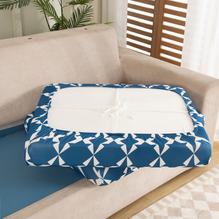 91家纺网 家纺一手货源 找家纺 兴妮雅家纺 2022新款印花款贵妃坐垫套克莱因蓝格