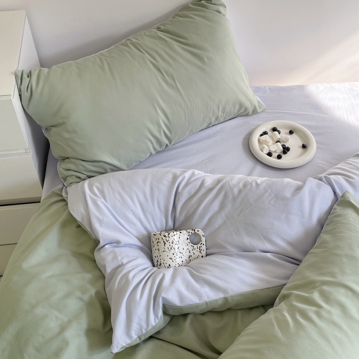 91家纺网 家纺一手货源 找家纺 窝米 2022夏季新品素色双拼水洗棉四件套 艾青双拼