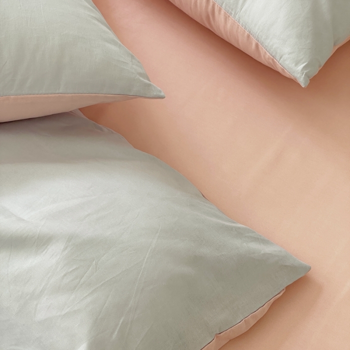 91家纺网 家纺一手货源 找家纺 窝米 2022夏季新品素色双拼水洗棉四件套 少女粉双拼