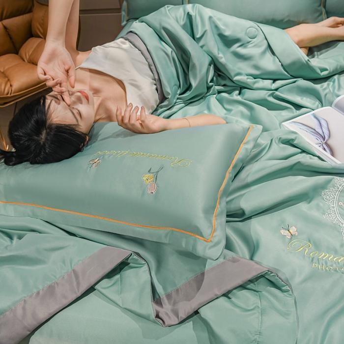 91家纺网 家纺一手货源 找家纺 苏东来2022居里花卉水洗真丝夏被四件套冰天丝刺绣夏凉空调被 盛开水绿