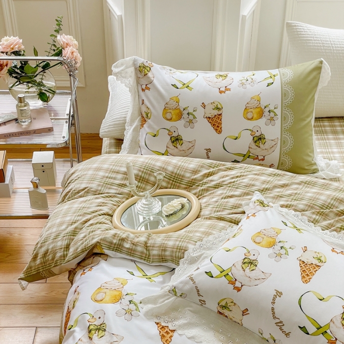 91家纺网 家纺一手货源 找家纺 圆岛 2022新款全棉大版数码印花森系四件套 可丽鸭