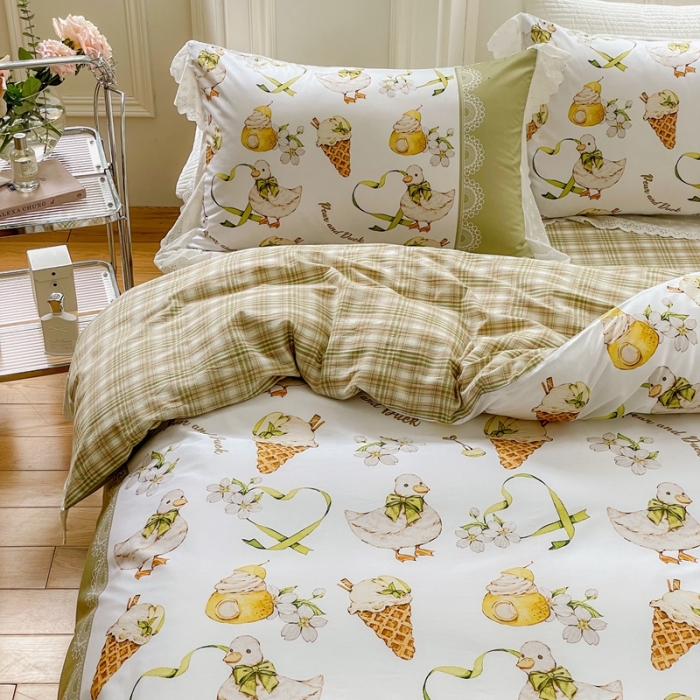 91家纺网 家纺一手货源 找家纺 圆岛 2022新款全棉大版数码印花森系四件套 可丽鸭