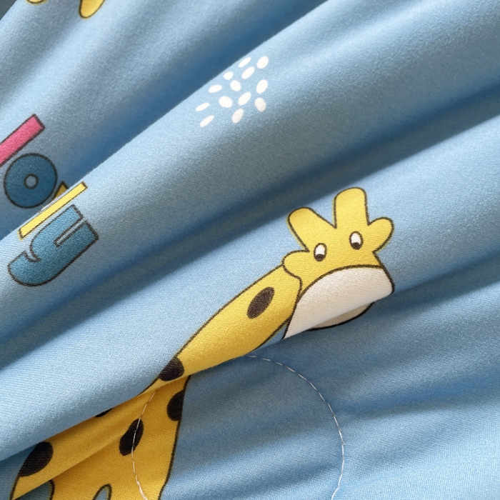 91家纺网 家纺一手货源 找家纺 千朵 2022新款全棉13372大豆夏被 可爱小鹿