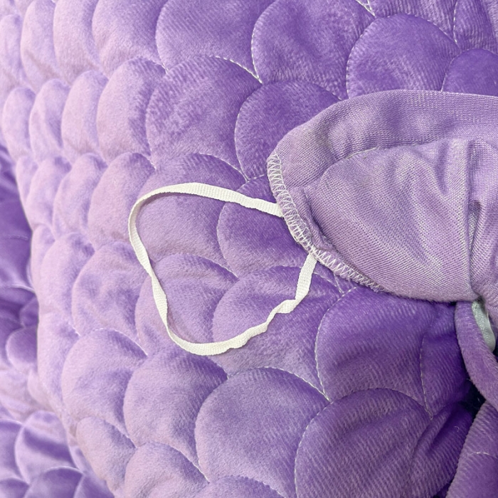 91家纺网 家纺一手货源 找家纺 畅销被业 2022网红款水晶绒绗缝床裙绗缝被套款四件套法莱绒 紫雪青