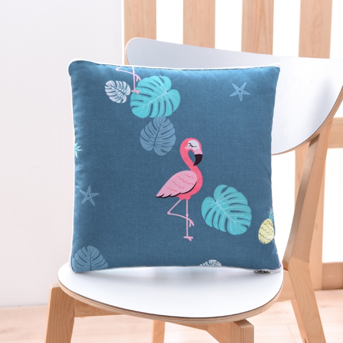 91家纺网 家纺一手货源 找家纺 阳光依佰抱枕被 2022新款韩舒棉多功能印花抱枕被 恋叶鸟