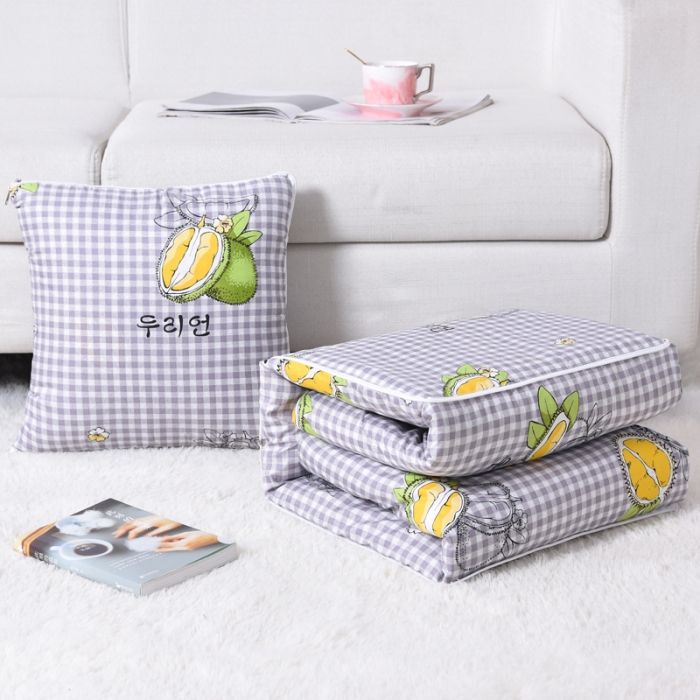 91家纺网 家纺一手货源 找家纺 阳光依佰抱枕被 2022新款韩舒棉多功能印花抱枕被 榴莲