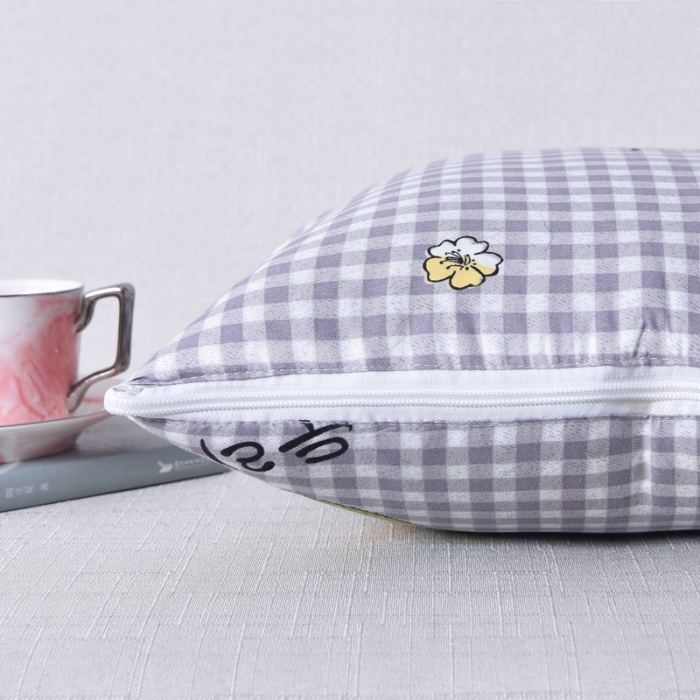 91家纺网 家纺一手货源 找家纺 阳光依佰抱枕被 2022新款韩舒棉多功能印花抱枕被 榴莲