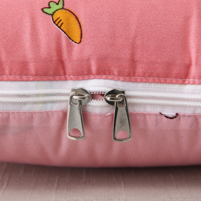 91家纺网 家纺一手货源 找家纺 阳光依佰抱枕被 2022新款韩舒棉多功能印花抱枕被 小白兔