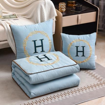 91家纺网 家纺一手货源 找家纺 （总）阳光依佰抱枕被 2022新款磨毛回纹刺绣靠枕靠垫抱枕被