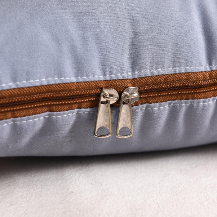 91家纺网 家纺一手货源 找家纺 阳光依佰抱枕被 2022新款磨毛回纹刺绣靠枕靠垫抱枕被 高级灰