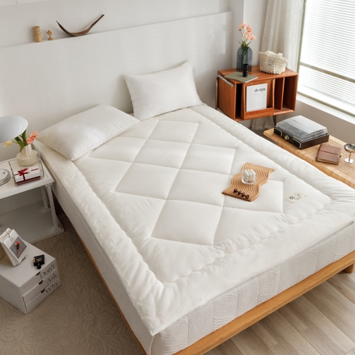 91家纺网 家纺一手货源 找家纺 棉造家居 2022新款新疆棉棉花床褥床垫 白色