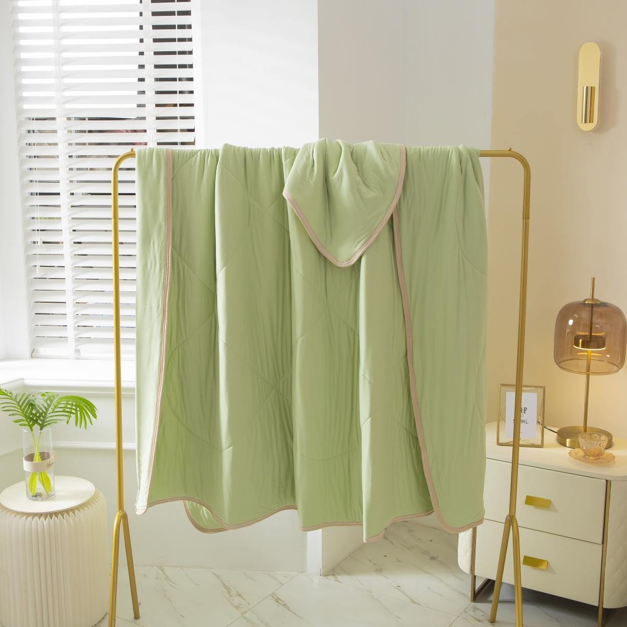 91家纺网 家纺一手货源 找家纺 一条棉被 2022新款针织棉夏被 果绿