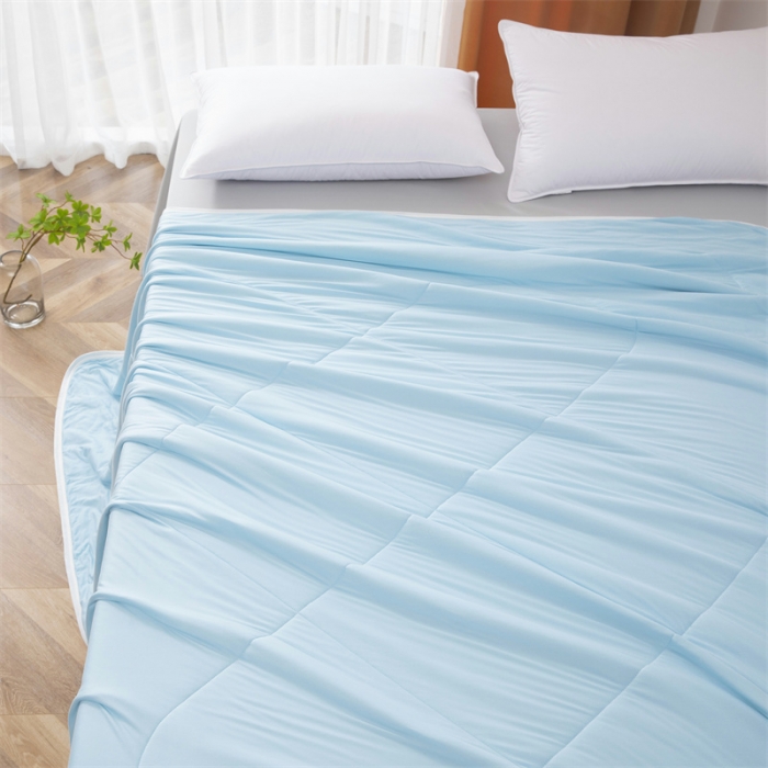 91家纺网 家纺一手货源 找家纺 一条棉被 2022新款针织棉夏被 浅蓝