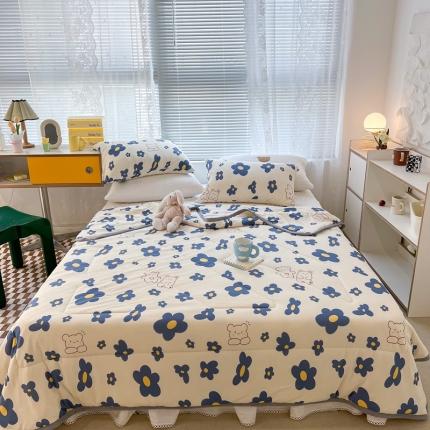 91家纺网 家纺一手货源 找家纺 昔可 2022新款包边牛奶丝针织夏被 蓝花熊