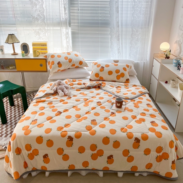 91家纺网 家纺一手货源 找家纺 （总）昔可 2022新款卡通包边牛奶丝针织夏被