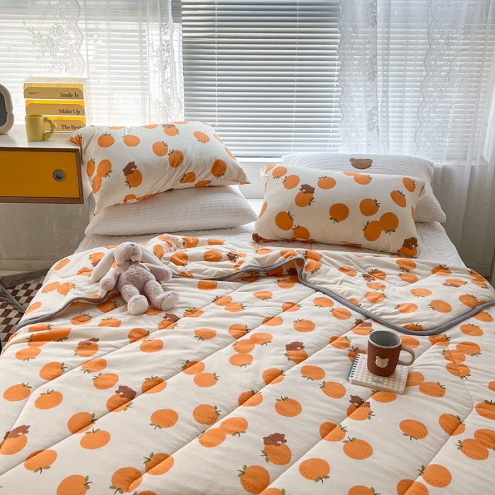 91家纺网 家纺一手货源 找家纺 （总）昔可 2022新款卡通包边牛奶丝针织夏被