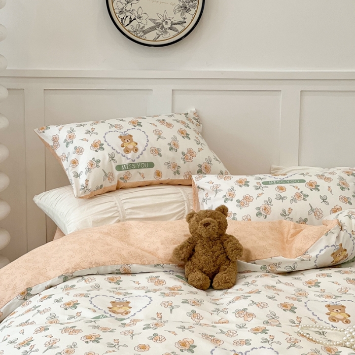 91家纺网 家纺一手货源 找家纺 昔可 2022新款全棉梦幻花园系列印花四件套 彼德熊