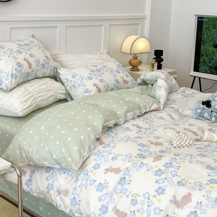 91家纺网 家纺一手货源 找家纺 昔可 2022新款全棉梦幻花园系列印花四件套 朵拉兔