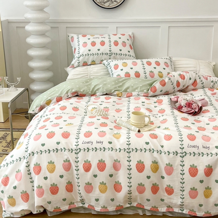 91家纺网 家纺一手货源 找家纺 昔可 2022新款全棉梦幻花园系列印花四件套 恋夏草莓