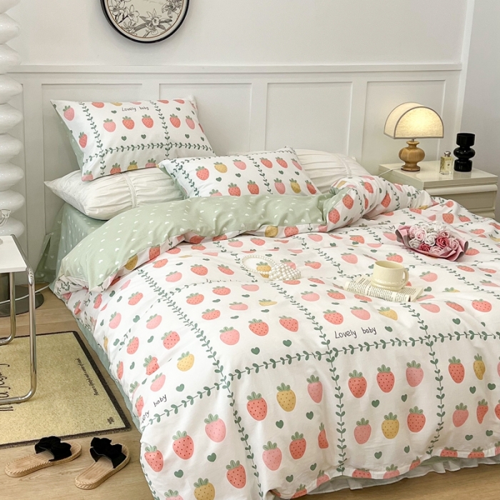 91家纺网 家纺一手货源 找家纺 昔可 2022新款全棉梦幻花园系列印花四件套 恋夏草莓