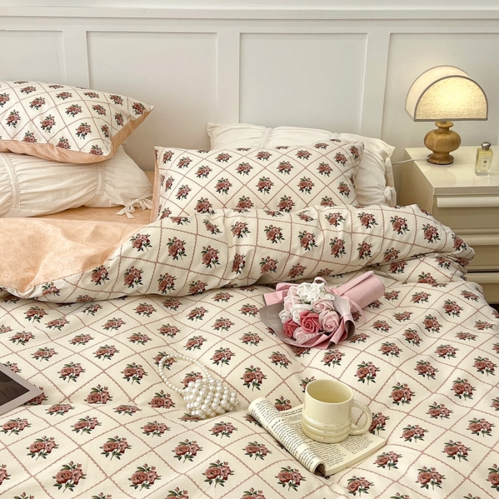 91家纺网 家纺一手货源 找家纺 昔可 2022新款全棉梦幻花园系列印花四件套 南法假日