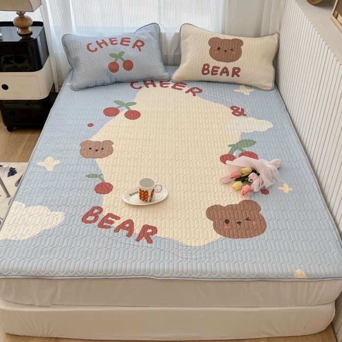 91家纺网 家纺一手货源 找家纺 昔可 2022新款ins风小清新床笠款乳胶凉席三件套 床笠款-画框樱桃熊