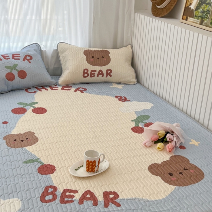 91家纺网 家纺一手货源 找家纺 昔可 2022新款ins风小清新床笠款乳胶凉席三件套 床笠款-画框樱桃熊