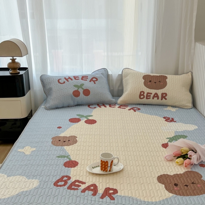 91家纺网 家纺一手货源 找家纺 昔可 2022新款ins风小清新床笠款乳胶凉席三件套 床笠款-画框樱桃熊