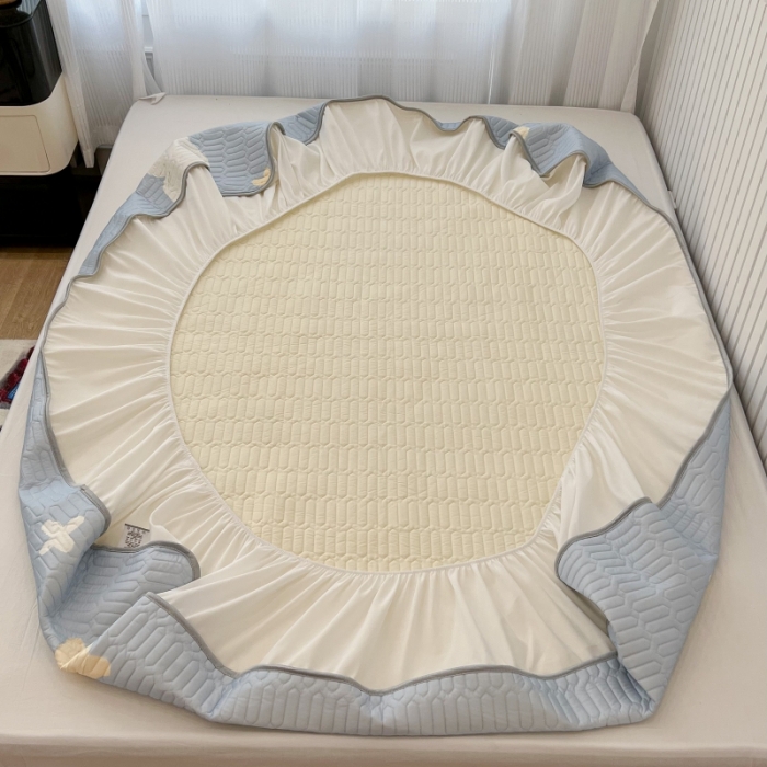 91家纺网 家纺一手货源 找家纺 昔可 2022新款ins风小清新床笠款乳胶凉席三件套 床笠款-画框樱桃熊