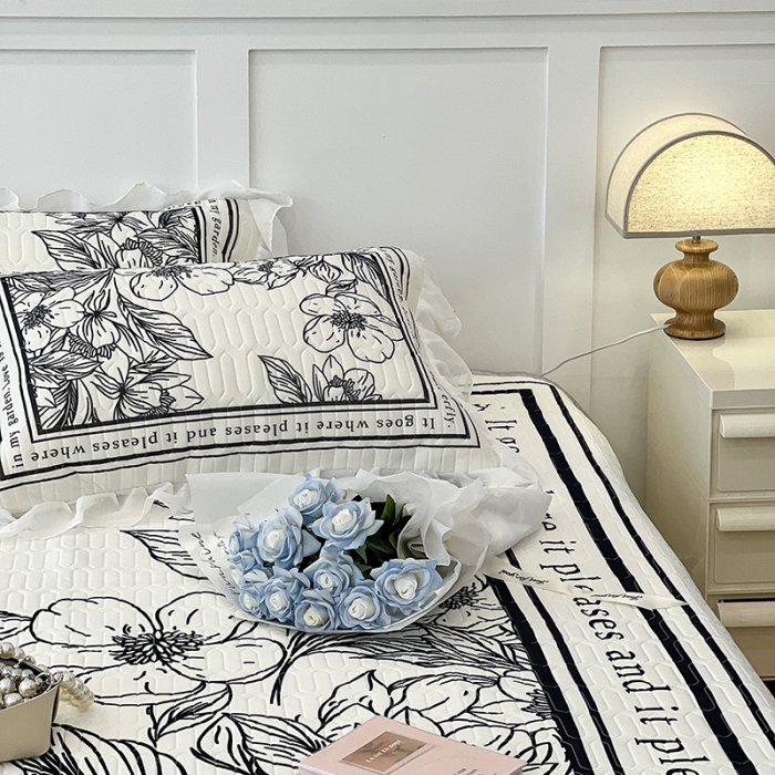 91家纺网 家纺一手货源 找家纺 昔可 2022新款ins风小清新床裙款乳胶凉席三件套 床裙款-后花园