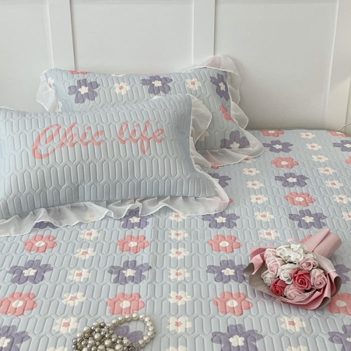 91家纺网 家纺一手货源 找家纺 昔可 2022新款ins风小清新床裙款乳胶凉席三件套 床裙款-浪漫仲夏